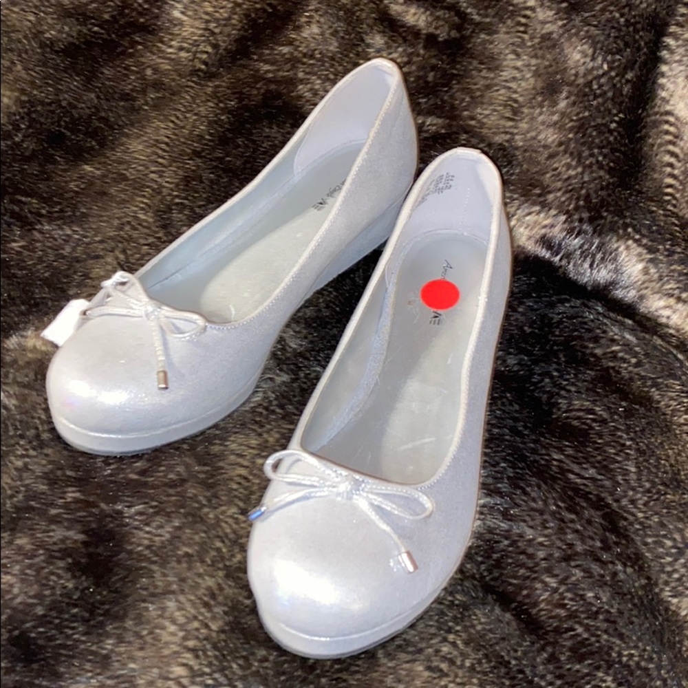 American Eagle wedge shoes